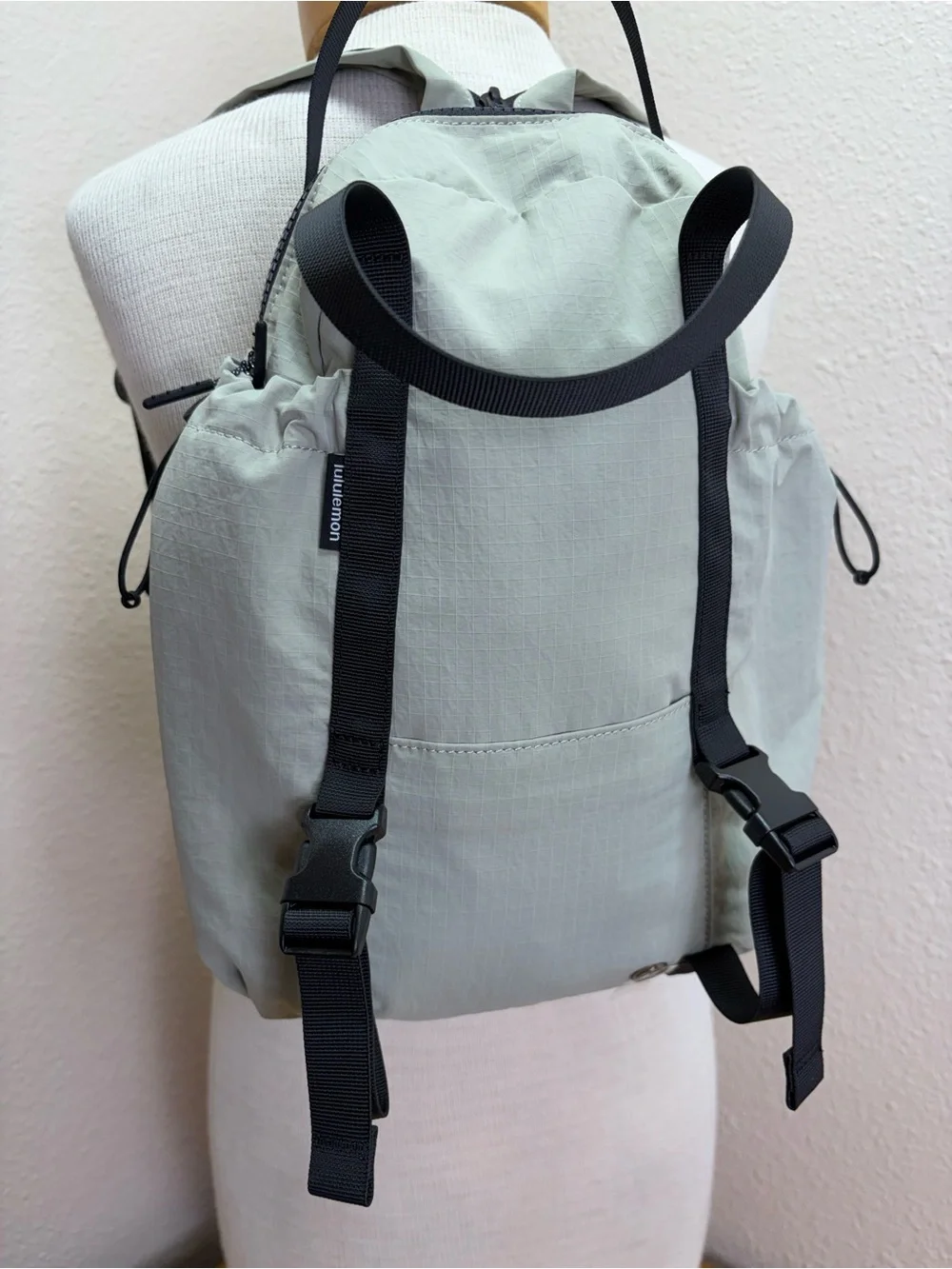 lululemon athletica sling style